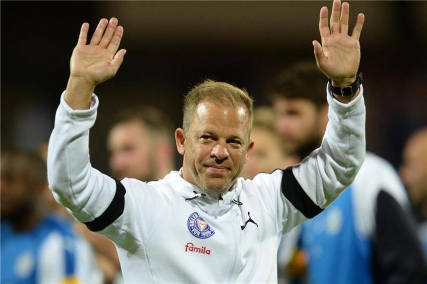 Kölns Trainer Markus Anfang: „Wir müssen die Liga annehmen“ Verabschiedet sich aus Kiel: Der neue Köln-Trainer Markus Anfang. Foto: Daniel Bockwoldt