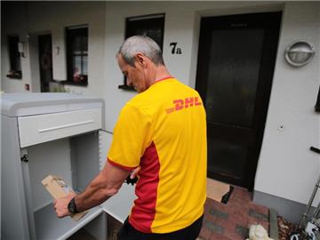Verbraucher können den Paketkasten der Post mieten oder kaufen. Foto: Oliver Berg