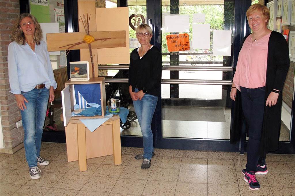 Gute Personallage in Selmer Kitas – aber der Schein trügt Verbundleiterin Pia Althoff - hier mit Erzieherin Ulla Rox und Pastoralreferentin Nicole Thien (von links) - berichtet von einem leichten Anstieg bei der Zahl der Beschäftigten bei den katholischen Kitas in Selm.