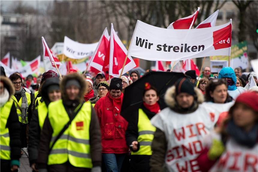 B1 am Donnerstagvormittag teils gesperrt: Verdi-Demo in Dortmund Verdi hat für den heutigen Donnerstag (3.3.) zur Demo in Dortmund aufgerufen. Dafür wird die B1 teilweise gesperrt.