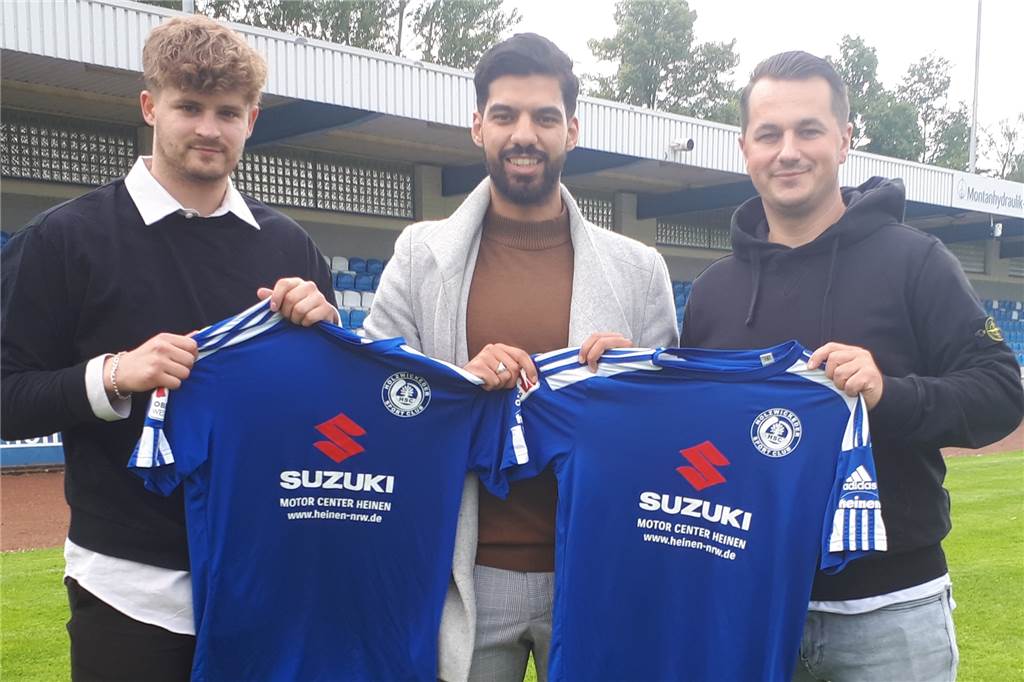 Damian Grauer: Der neue Co-Trainer hasste es, gegen einen Ex-Holzwickeder zu spielen Vergangene Woche stellte Holzwickede das Co-Trainerteam von Benjamin Hartlieb vor (v.l.): Ex-Spieler Marcel Duwe, Hamza El Hamdi und Neuzugang Damian Grauer.