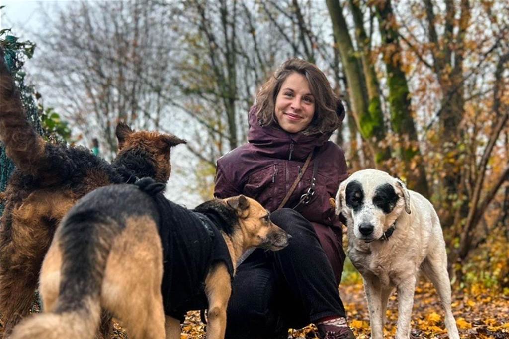 Hundehalter wünschen sich eine Freilauffläche für Raesfeld und Erle Hundetrainerin Veronika Linde