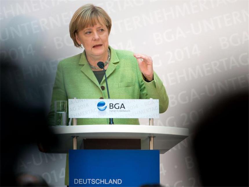 Merkel warnt vor Wiederaufflammen der Euro-Krise Verpflichtungen in Europa müssen eingehalten und Reformen umgesetzt werden, mahnt Kanzlerin Merkel auf dem BGA-Unternehmertag. Foto: Tim Brakemeier