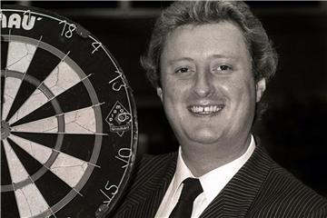 Verstarb im Alter von 60 Jahren: Rekord-Weltmeister: Ex-Darts-Weltmeister Eric Bristow. Foto: Adam Butler