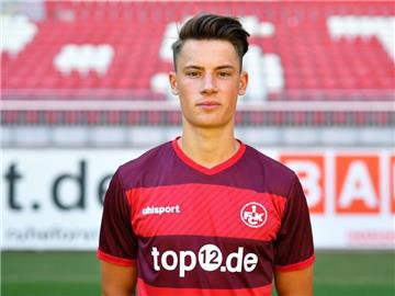 Verteidigt künftig eine Klasse höher: Freiburg-Neuzugang Robin Koch. Foto: Uwe Anspach/dpa
