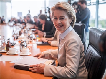 Verteidigungsministerin Ursula von der Leyen steht im Kreuzfeuer der Kritik. Foto: Michael Kappeler