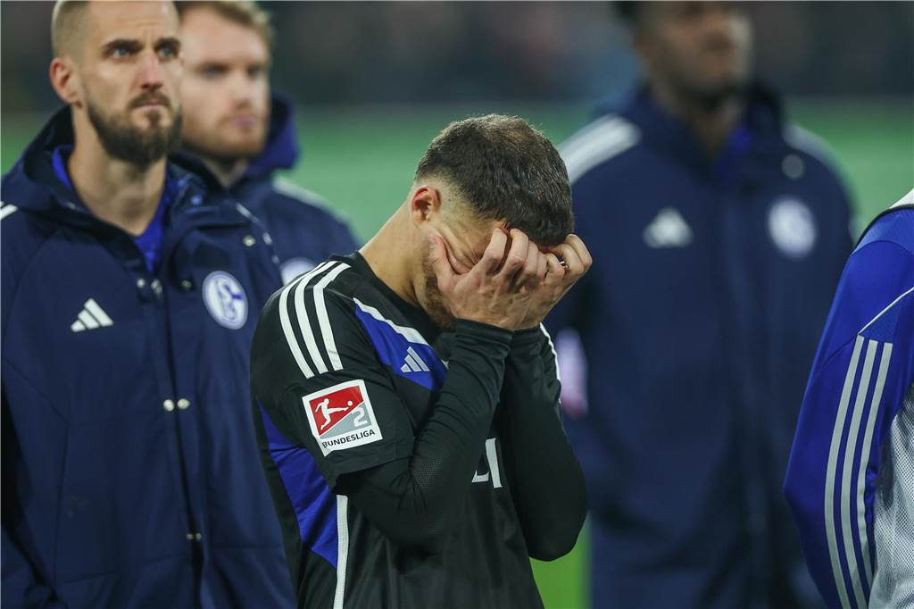 Sportdirektor André Hechelmann schämt sich: Verzweifelt: Blendi Idrizi