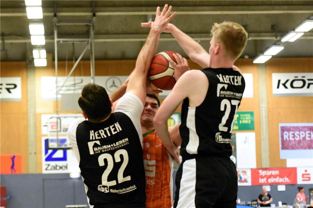 Vest-Cup 2024, 2. Halbfinale, BG Dorsten - Hertener Löwen 88:85 (37:51)