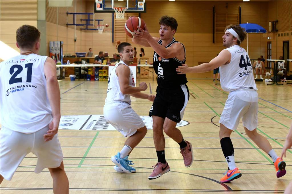 Vest-Cup 2024, Spiel um Platz drei, Citybasket RE - Hertener Löwen 49:60 (31:41)
