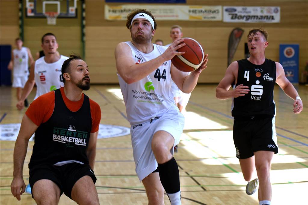 Vest-Cup 2024, Spiel um Platz drei, Citybasket RE - Hertener Löwen 49:60 (31:41)