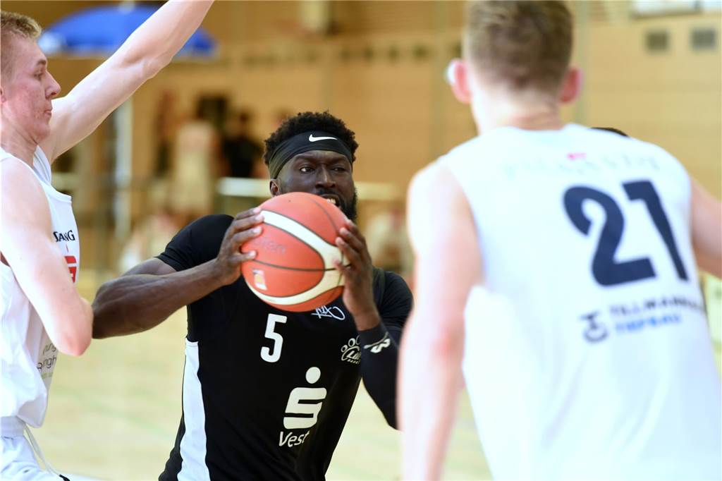 Vest-Cup 2024, Spiel um Platz drei, Citybasket RE - Hertener Löwen 49:60 (31:41)