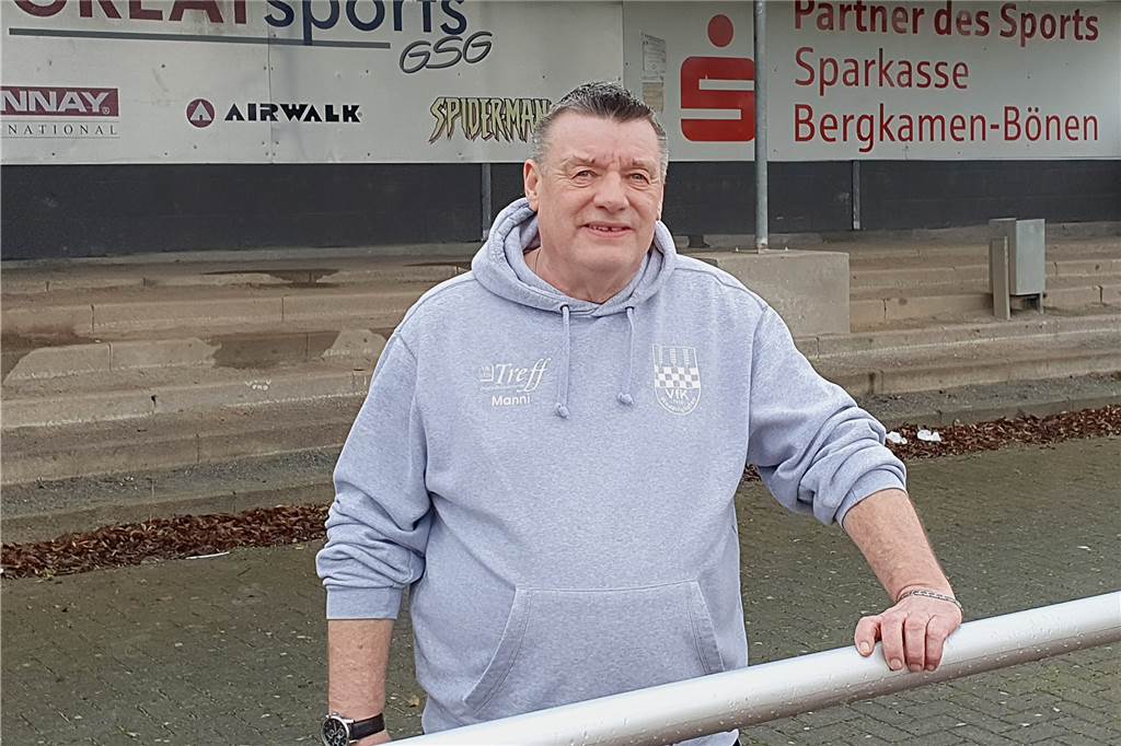 Kreisliga-Klub zieht Mannschaft zurück, weil sich zu wenige Spieler impfen lassen wollten VfK-Vorsitzender Manfred Frieg: „Nach Gesprächen mit den anderen Vereinsverantwortlichen haben wir allen Spielern eine Frist bis zum 1. Februar gesetzt, um sich impfen zu lassen.“
