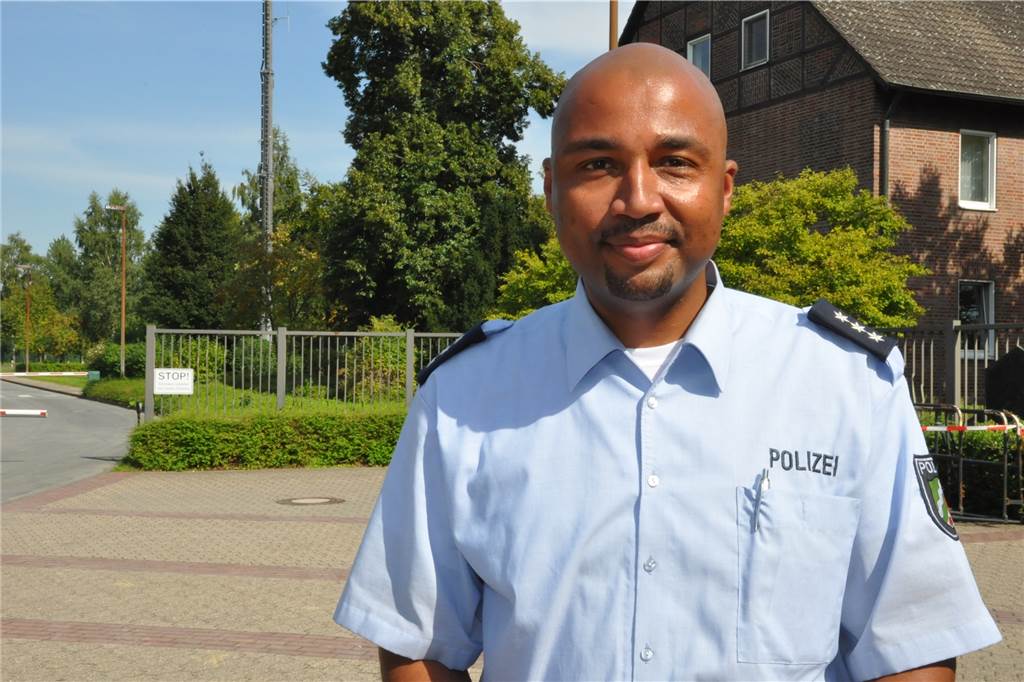 Polizei und psychisch Kranke: Hat sich seit Mouhamed D. etwas verändert? Victor Ocansey ist der Pressesprecher des Landesamts für Ausbildung, Fortbildung und Personalangelegenheiten der Polizei NRW.