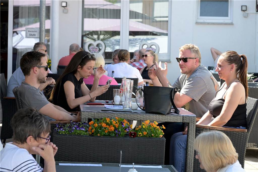 Viel los war beim Maimarkt in Nordkirchen