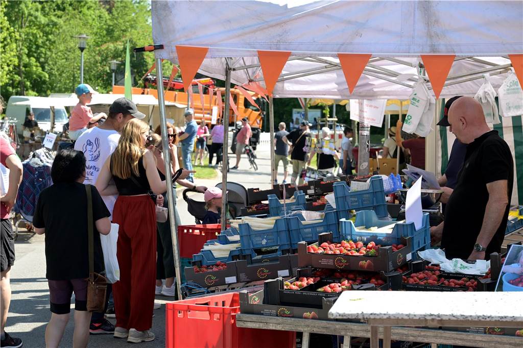 Viel los war beim Maimarkt in Nordkirchen