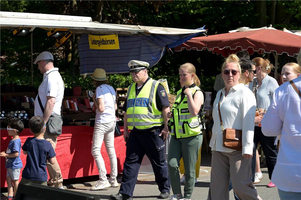 Viel los war beim Maimarkt in Nordkirchen