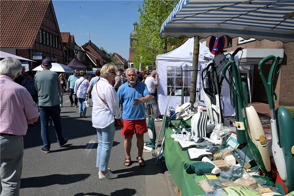 Viel los war beim Maimarkt in Nordkirchen