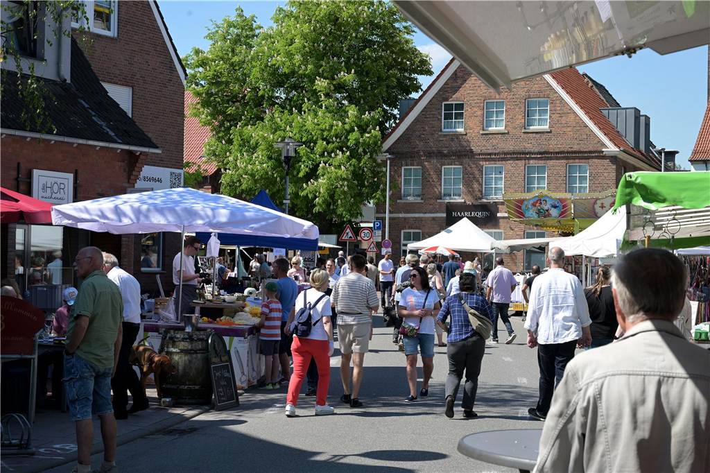 Viel los war beim Maimarkt in Nordkirchen