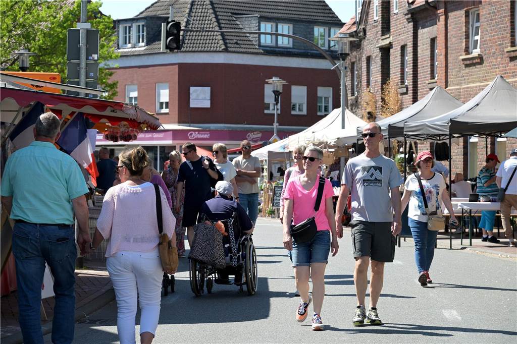 Viel los war beim Maimarkt in Nordkirchen
