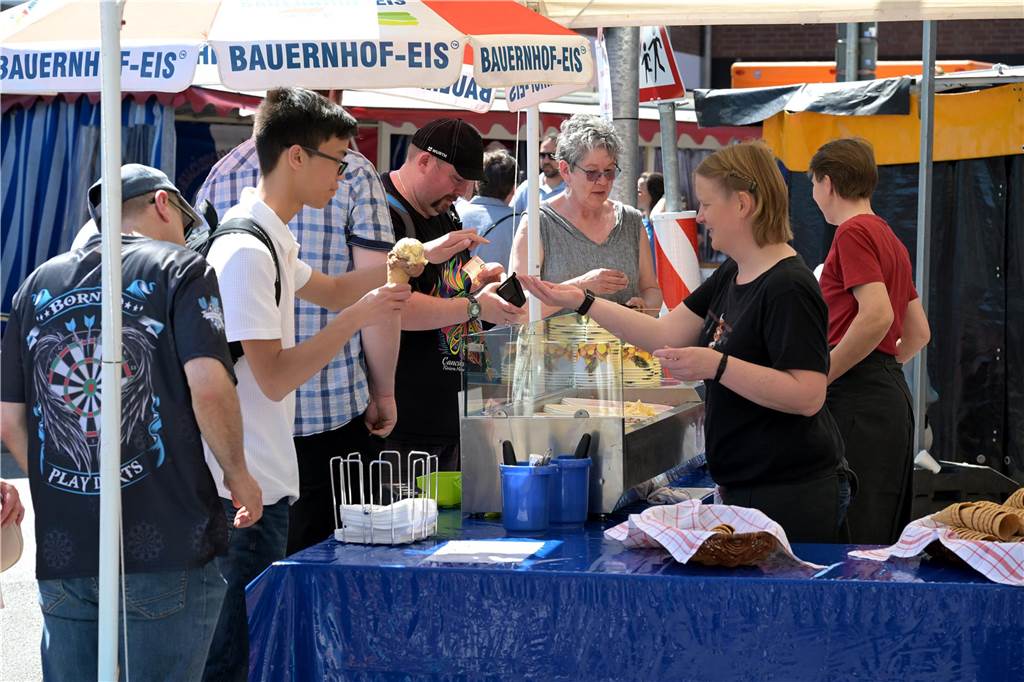 Viel los war beim Maimarkt in Nordkirchen