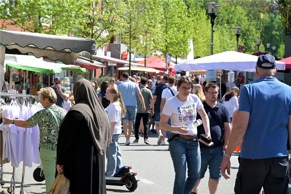Viel los war beim Maimarkt in Nordkirchen