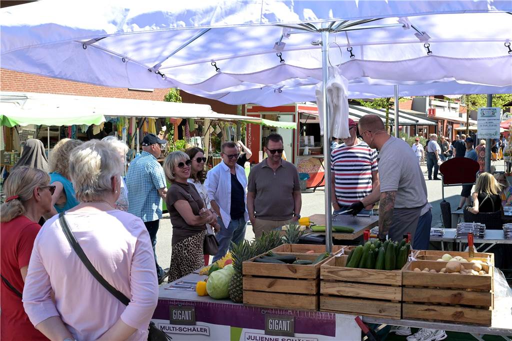 Viel los war beim Maimarkt in Nordkirchen