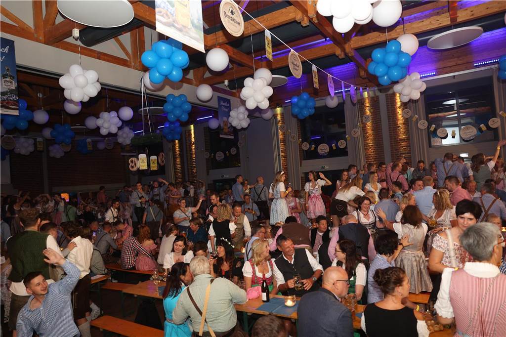 Viel los war beim Oktoberfest in Olfen. 