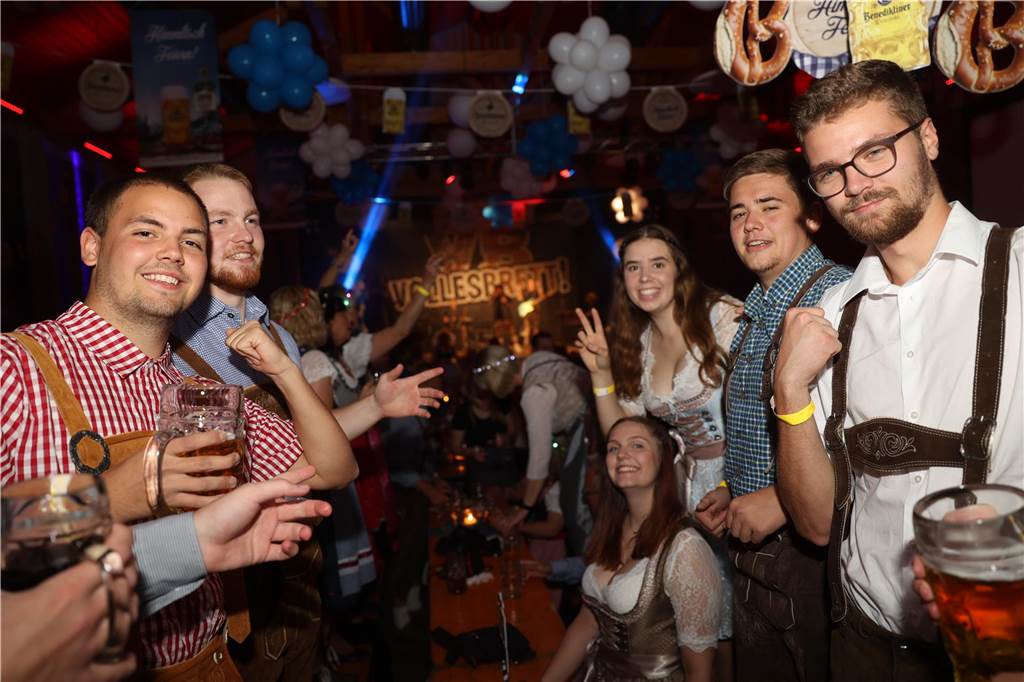 Viel los war beim Oktoberfest in Olfen.