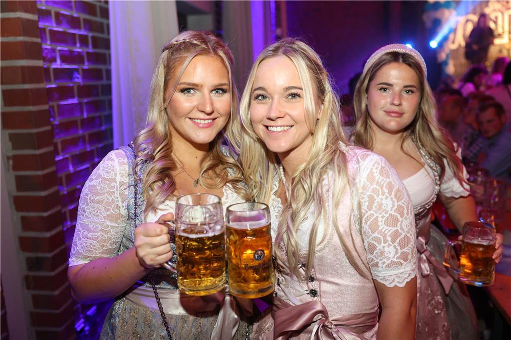 Viel los war beim Oktoberfest in Olfen.