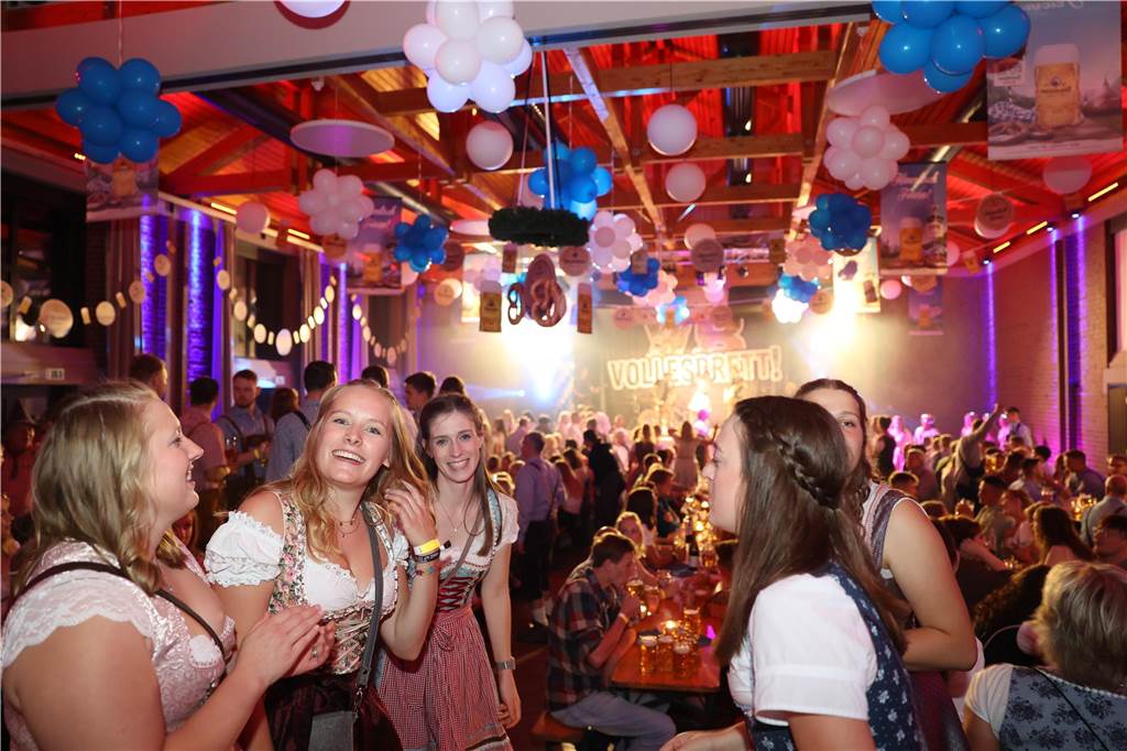 Viel los war beim Oktoberfest in Olfen.