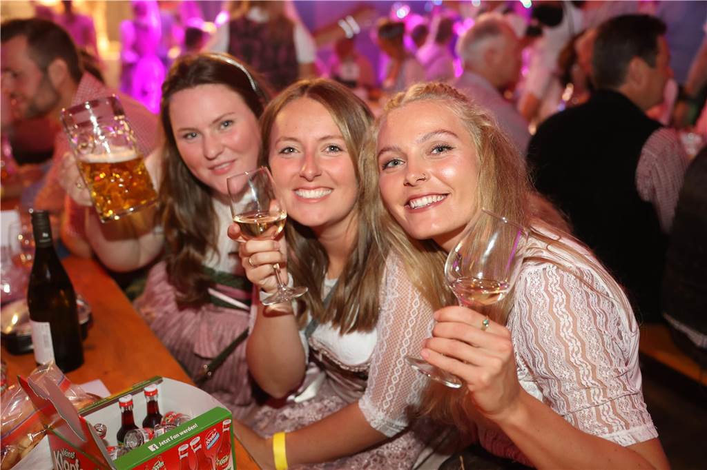 Viel los war beim Oktoberfest in Olfen.