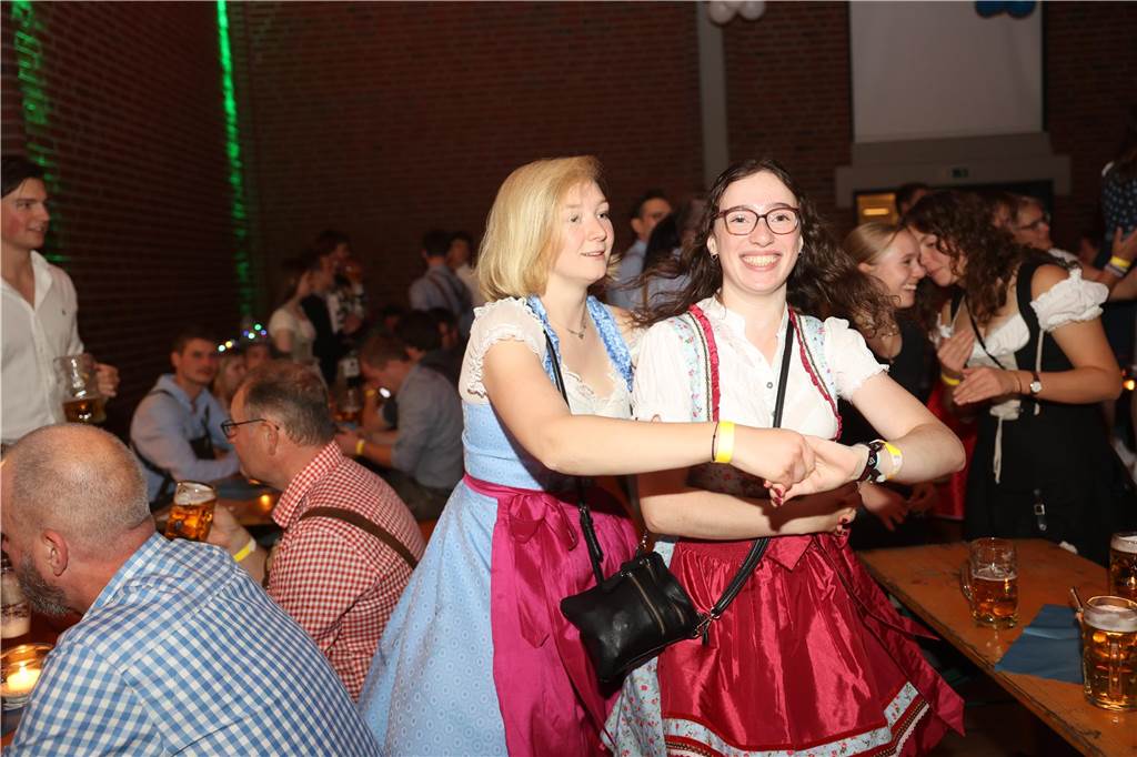 Viel los war beim Oktoberfest in Olfen.