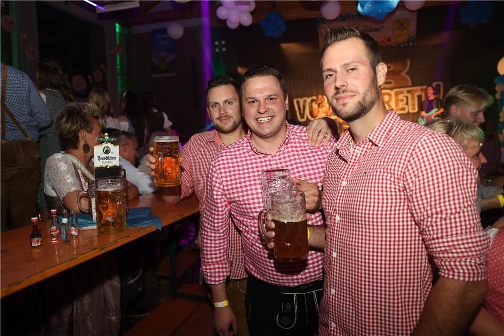 Viel los war beim Oktoberfest in Olfen.