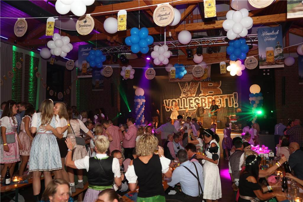Viel los war beim Oktoberfest in Olfen.