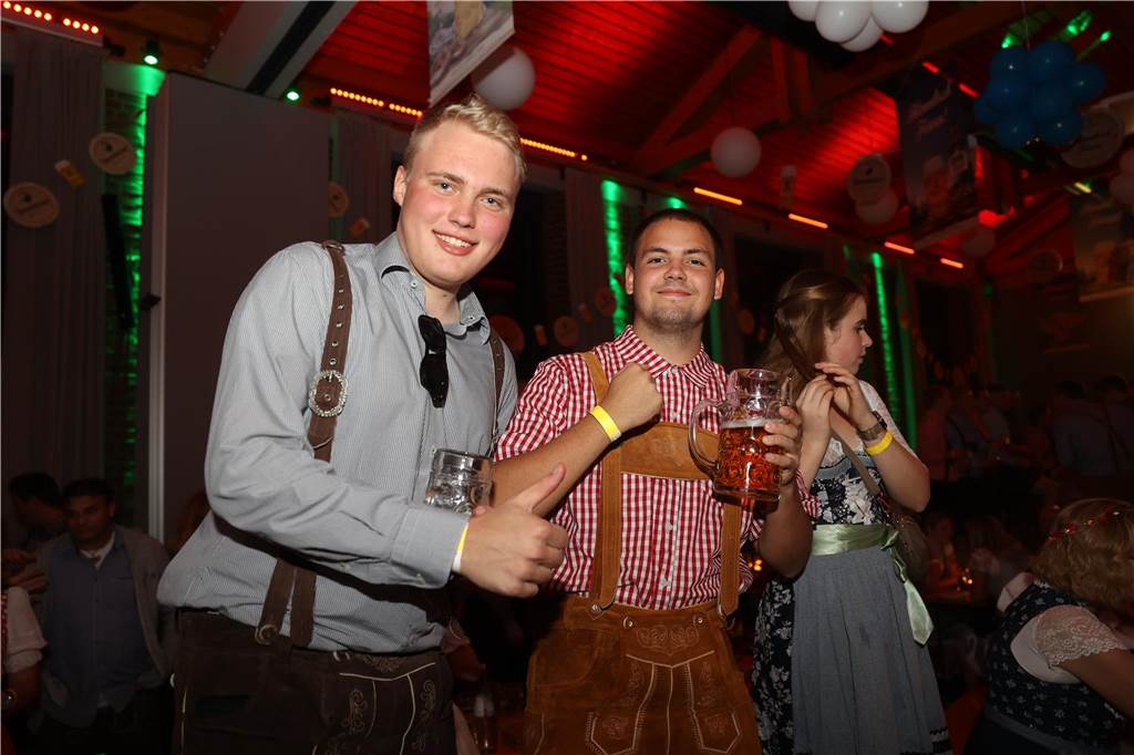Viel los war beim Oktoberfest in Olfen.
