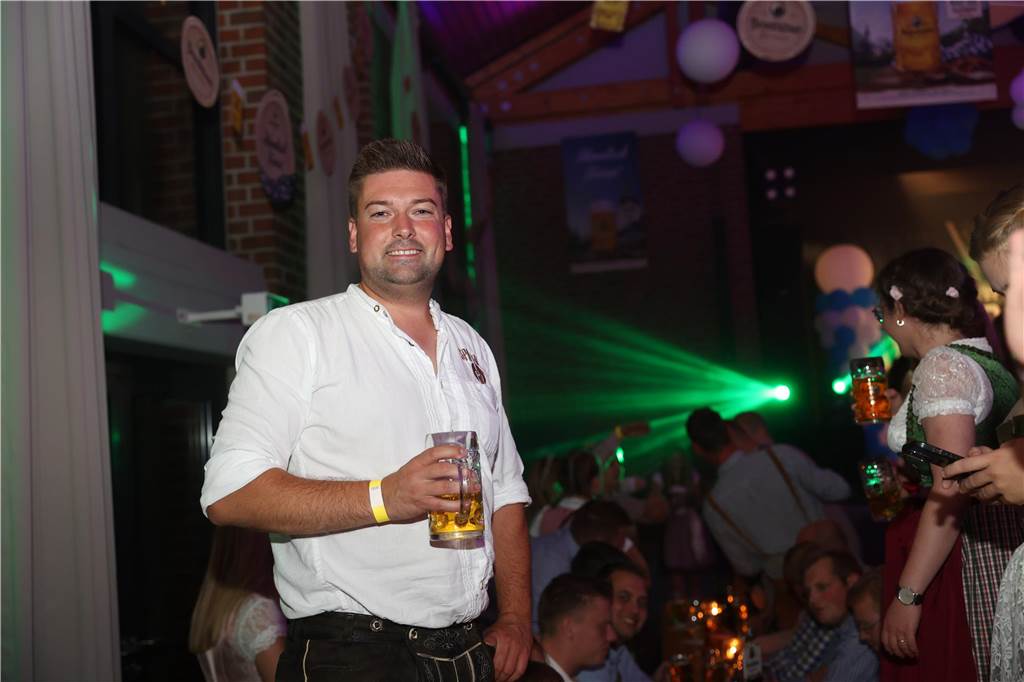 Viel los war beim Oktoberfest in Olfen.