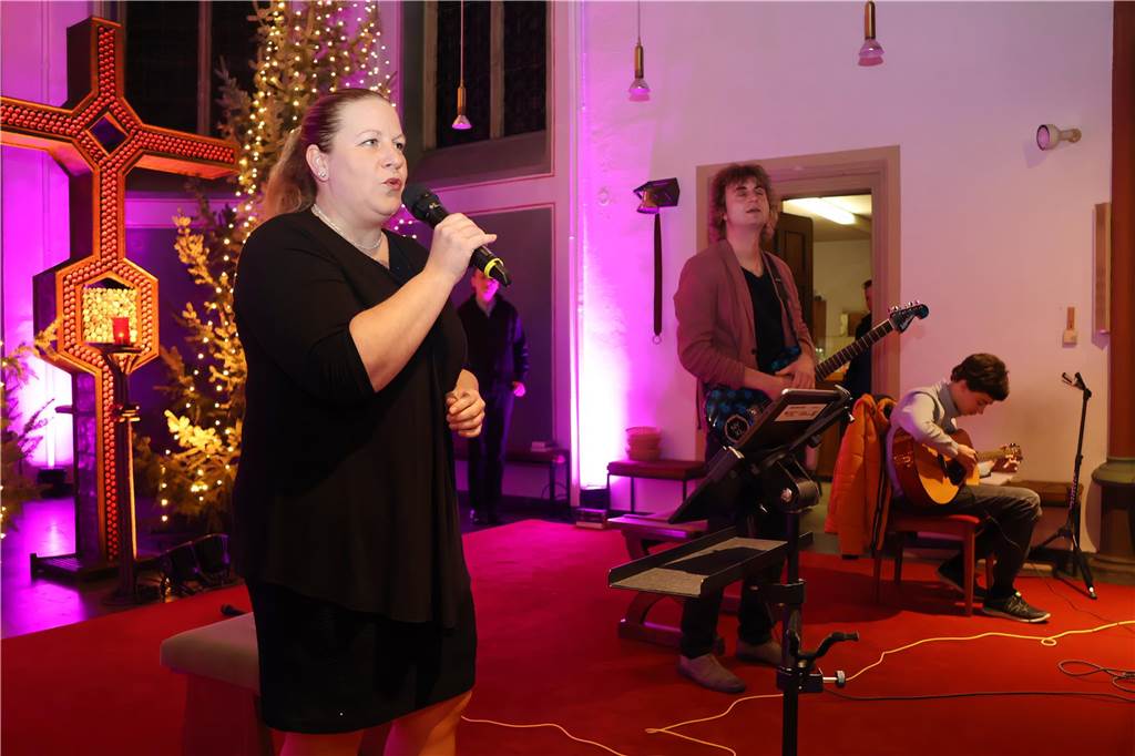 Spendenkonzert für das HUB Erle: Wir zeigen die besten Bilder Viel musikalisches Talent konnte man beim Spendenkonzert für das HUB Erle am Samstagabend in der Silvesterkirche erkennen. Zur Freude des zahlreich erschienenen Publikums.
