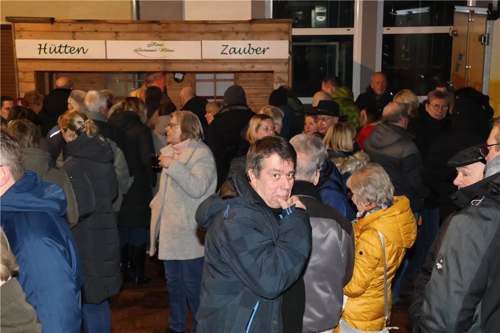 Spendenkonzert für das HUB Erle: Wir zeigen die besten Bilder Viel musikalisches Talent konnte man beim Spendenkonzert für das HUB Erle am Samstagabend in der Silvesterkirche erkennen. Zur Freude des zahlreich erschienenen Publikums.