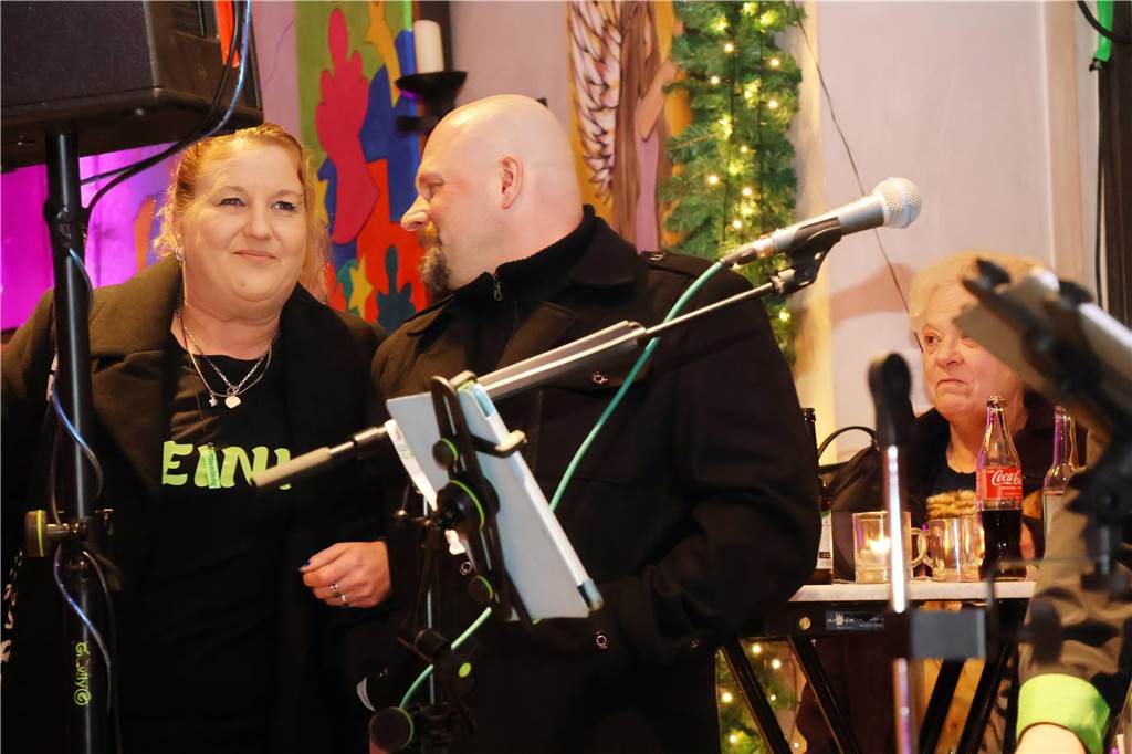 Spendenkonzert für das HUB Erle: Wir zeigen die besten Bilder Viel musikalisches Talent konnte man beim Spendenkonzert für das HUB Erle am Samstagabend in der Silvesterkirche erkennen. Zur Freude des zahlreich erschienenen Publikums.