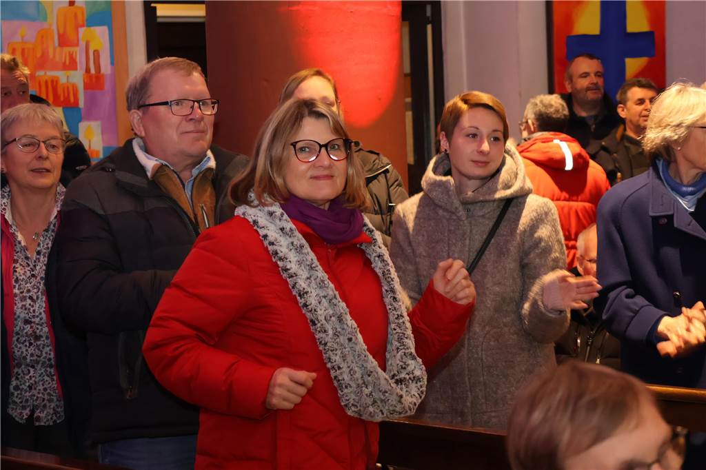 Spendenkonzert für das HUB Erle: Wir zeigen die besten Bilder Viel musikalisches Talent konnte man beim Spendenkonzert für das HUB Erle am Samstagabend in der Silvesterkirche erkennen. Zur Freude des zahlreich erschienenen Publikums.