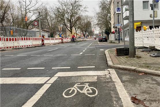 Heiliger Weg: Radfahrer bekommen ganze Fahrspur - oder erstmal gar nichts