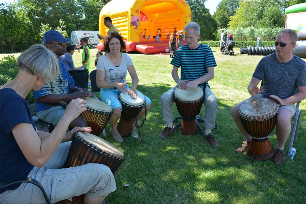 Rockwasser spielt beim Fest der Kulturen Viele Angebote gab es in den vergangenen Jahren beim Fest der Kulturen am Jugendhaus Pool.