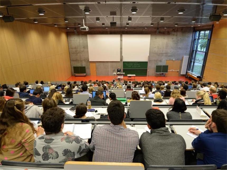 Bachelor in NRW: Die Rückkehr der Langzeitstudenten Viele Bachelor-Studenten brauchen deutlich mehr als sechs Semester.