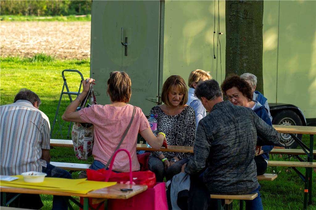 Viele Besucher haben zusammen in Selm in den Mai getanzt.