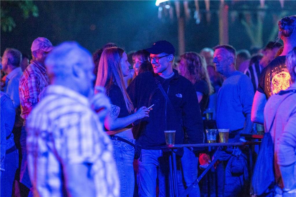 Viele Besucher haben zusammen in Selm in den Mai getanzt.