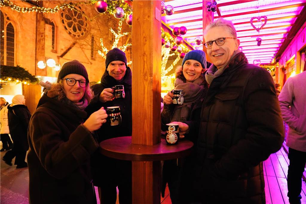 Viele Besucher kamen auch am Mittwoch (11.12.) wieder zum Dortmunder Weihnachtsmarkt, um die besondere Atmosphäre zu genießen.