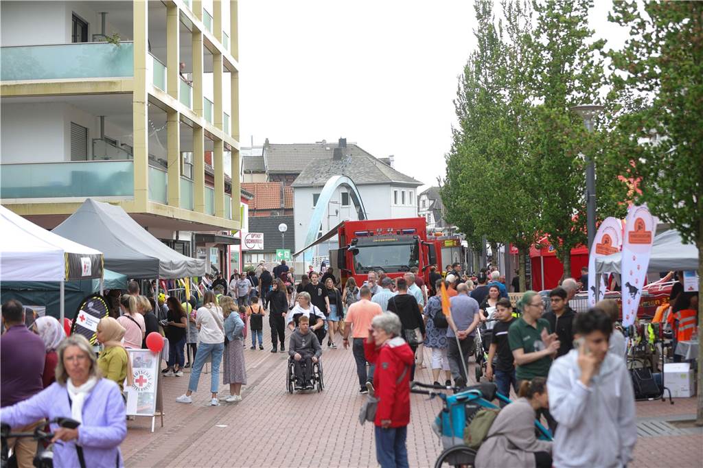 Viele Besucher kamen zum dritten Drahtesel- und Frühlingsmarkt in die Lüner Innenstadt.