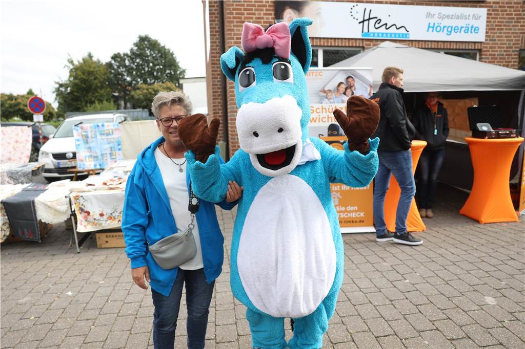 Viele Besucher zog der Olfener Herbst in die Innenstadt und auf den Marktplatz. Das neue Konzept hat sich bewährt Und ein Promi schaute auch vorbei.