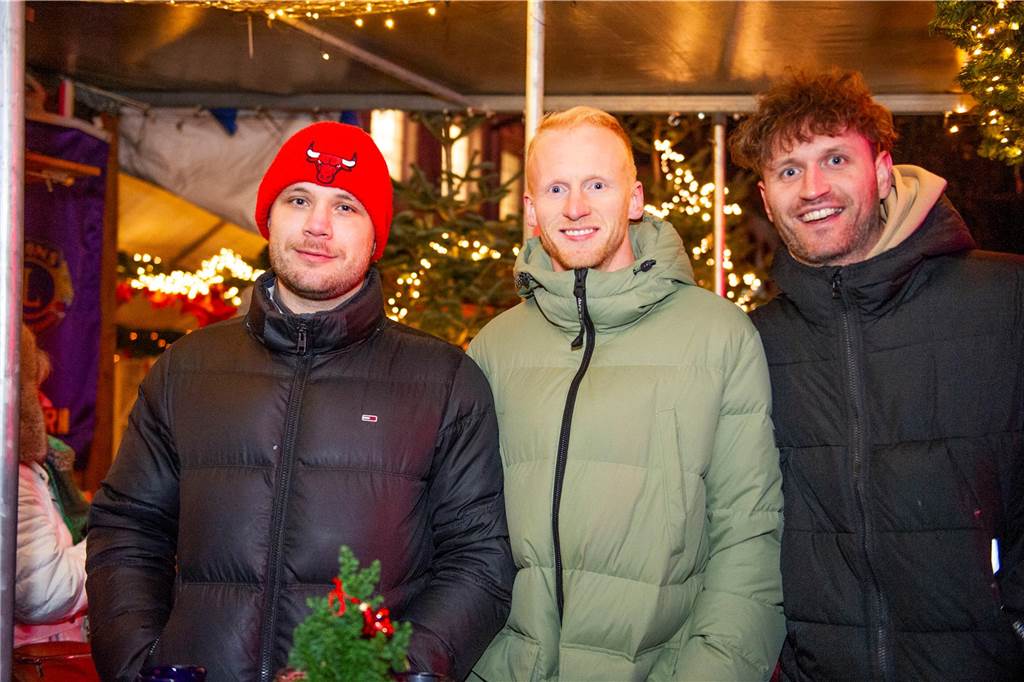 Gäste auf dem Nikolausmarkt