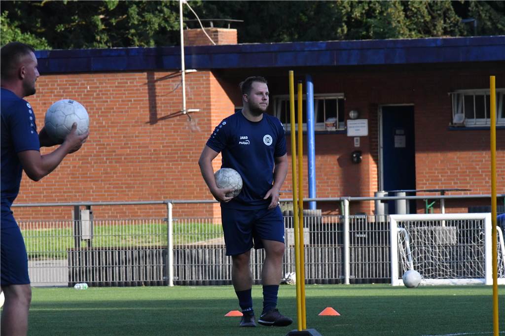 Viele Bilder vom Trainingsauftakt des BV Lünen.